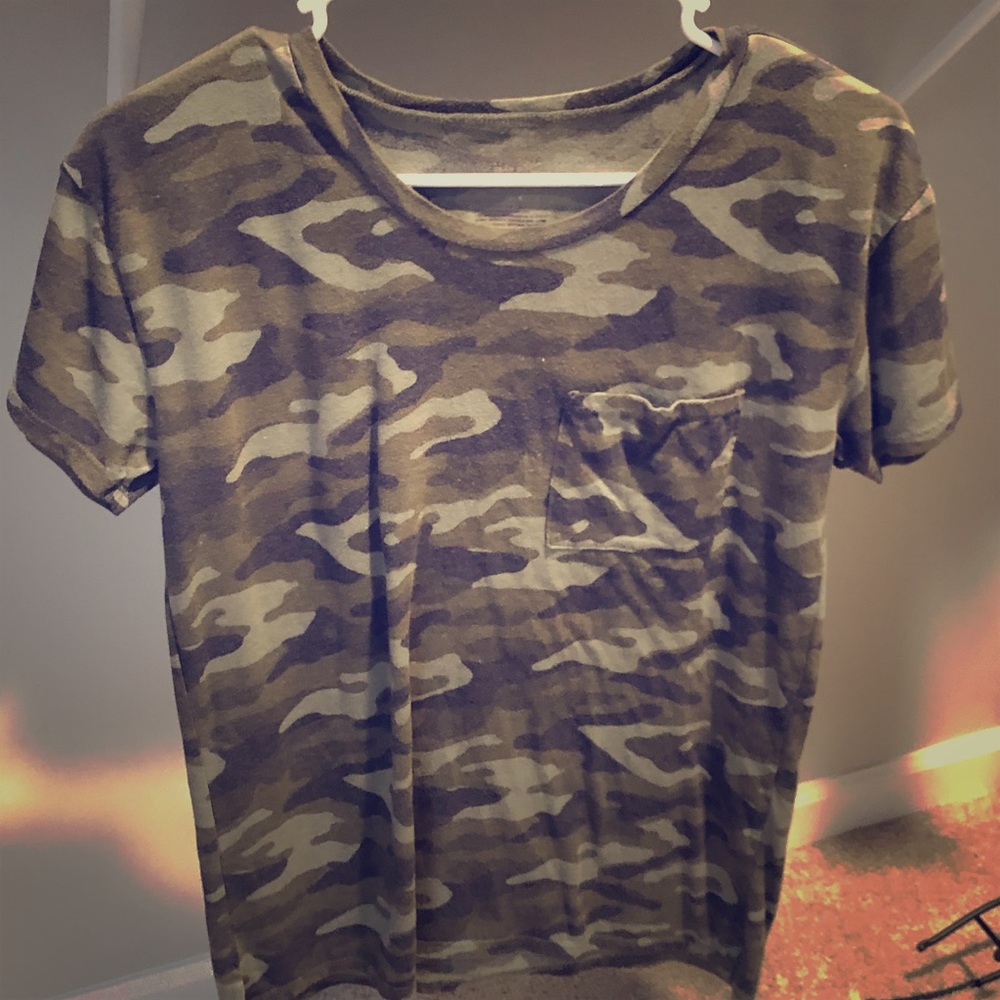 Camo Tee